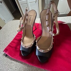 Valentino Caravani shoes